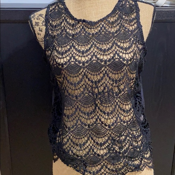 Black lace tank top - Picture 1 of 3